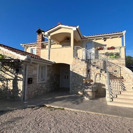 Lakmartin Apartman Lorena מראה חיצוני תמונה